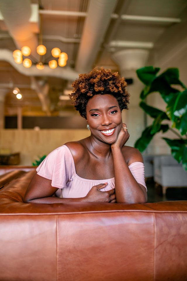 Episode 130: How Building A Tribe Has Led To Her Business Success with Dayna Bolden